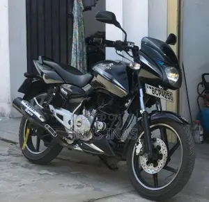 Bajaj Pulsar 150 2015