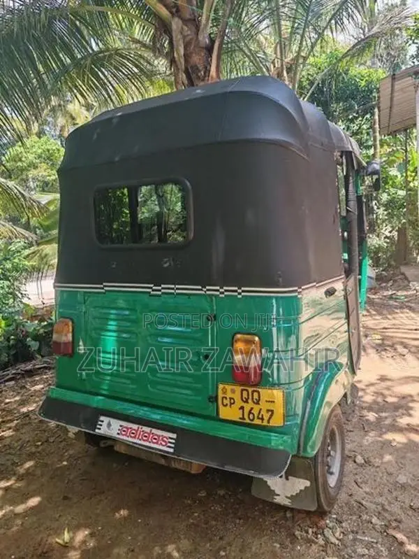 Bajaj RE 2009