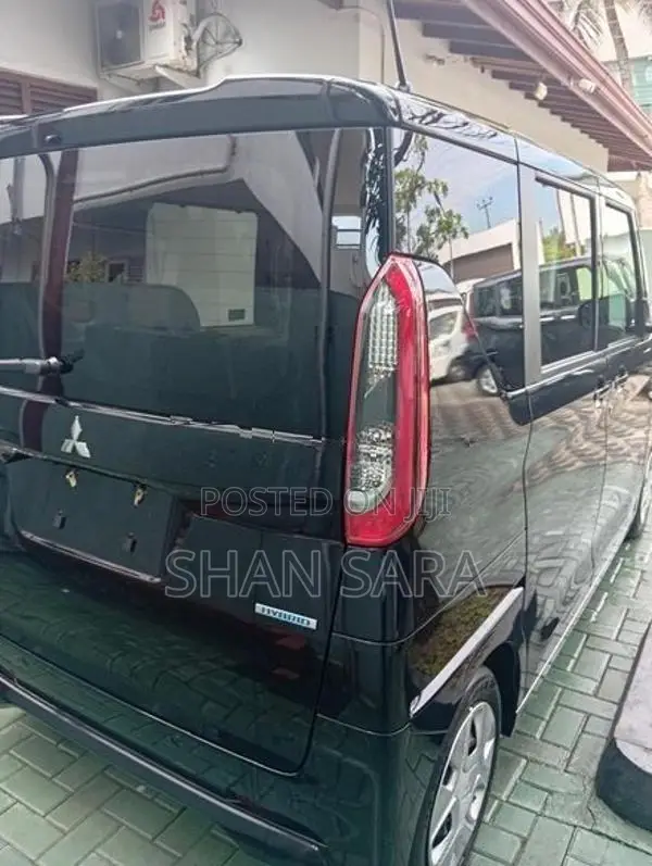 Mitsubishi eK Space X 2024