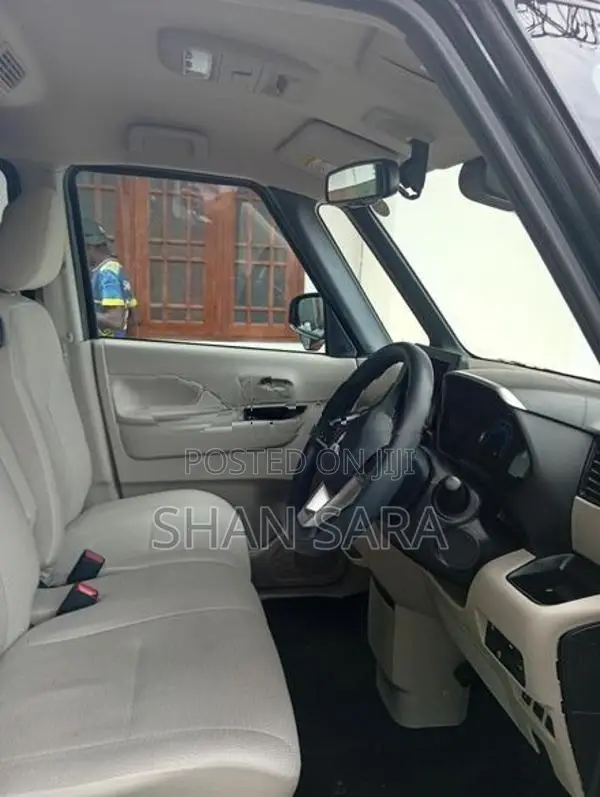 Mitsubishi eK Space X 2024