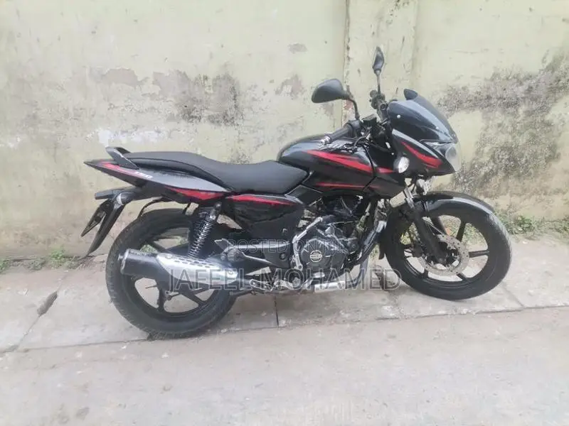 Bajaj Pulsar 150 2018