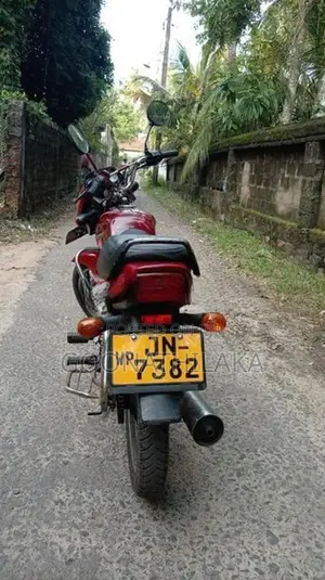 Bajaj CT100 2004