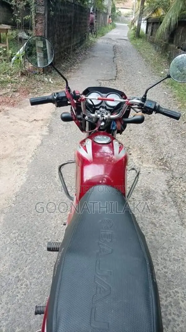 Bajaj CT100 2004