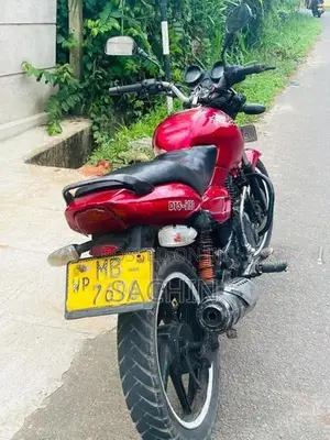 Bajaj Pulsar 150 2005