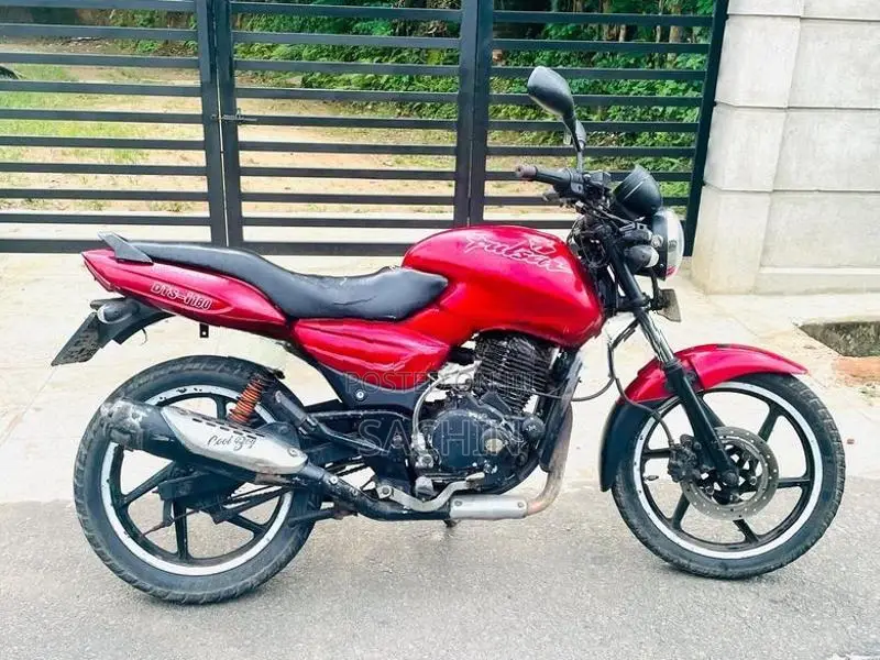 Bajaj Pulsar 150 2005