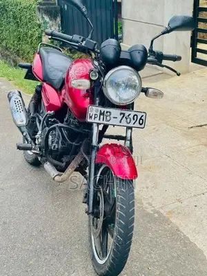 Bajaj Pulsar 150 2005