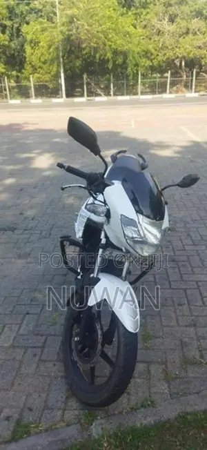TVS Apache 2010