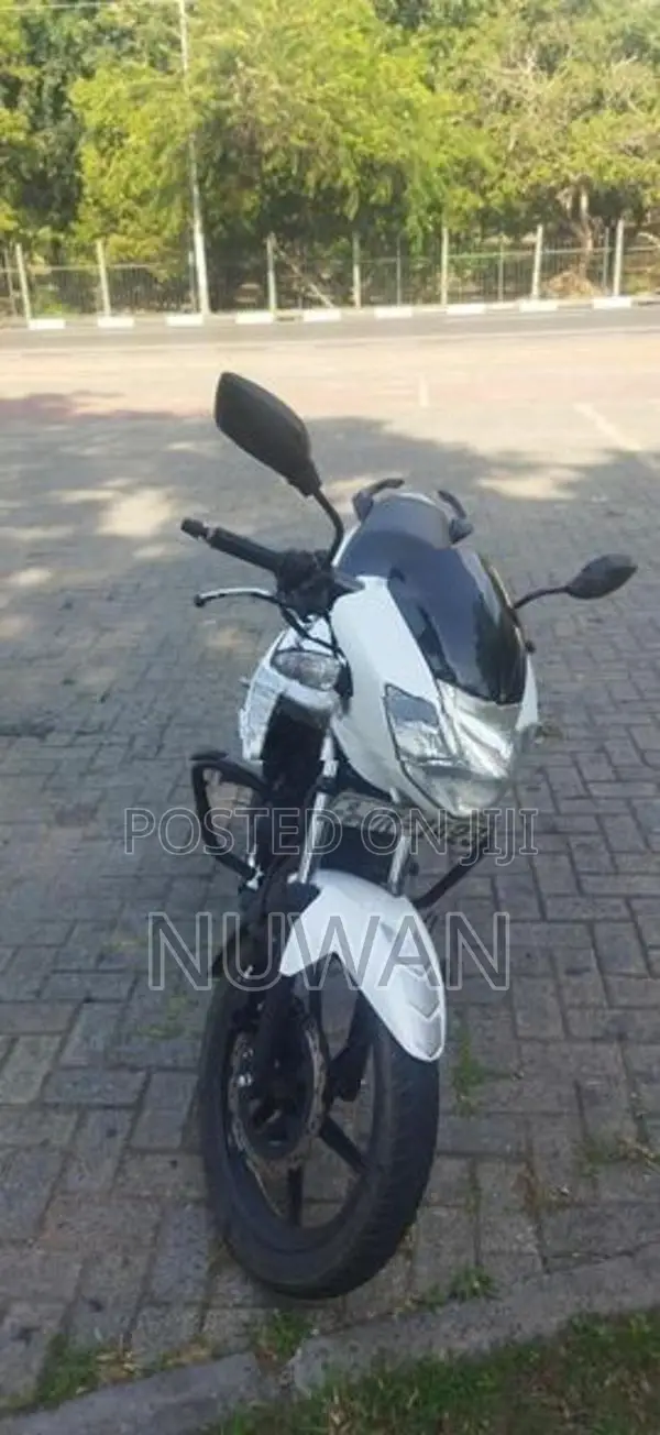 TVS Apache 2010