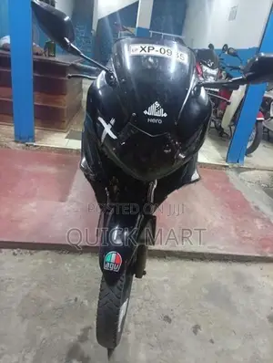 Yamaha ZMR karizma 2012