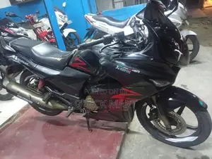 Yamaha ZMR karizma 2012