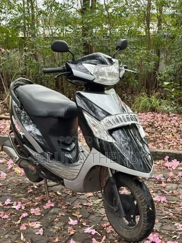 TVS Streak 2015