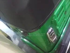 Bajaj RE 2018