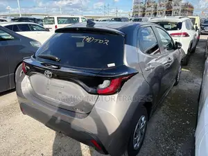 Toyota Yaris G BSM 2025