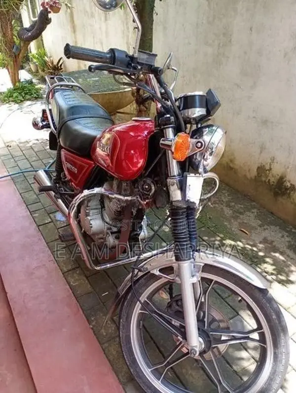Suzuki GN 125 E 1999