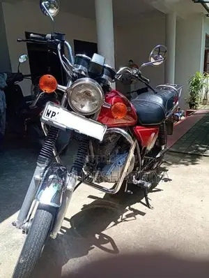 Suzuki GN 125 E 1999