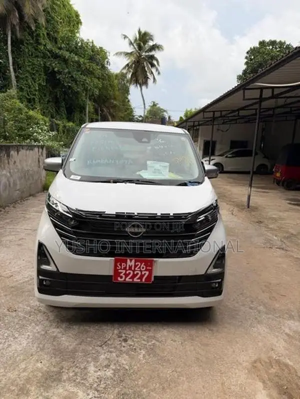 Nissan Dayz Hiwaystar Pro Pilot 2025