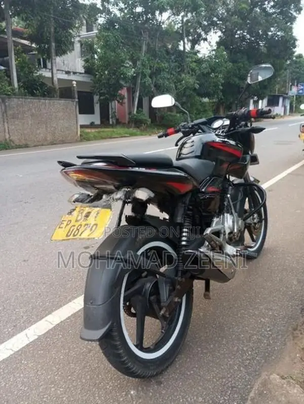 Bajaj Pulsar 135 2015