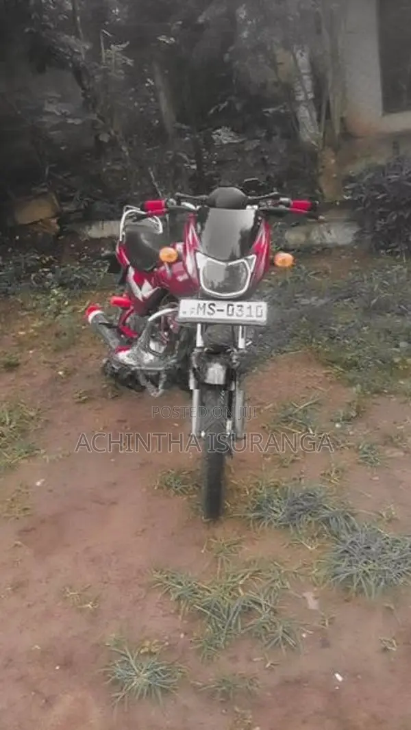 Bajaj CT100 2006