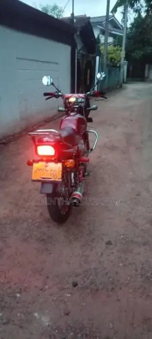 Bajaj CT100 2006