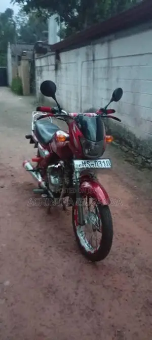 Bajaj CT100 2006