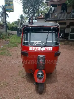 Bajaj RE 1995
