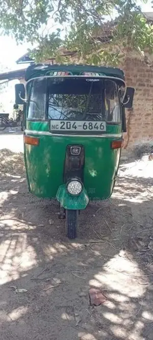 Bajaj RE 1998