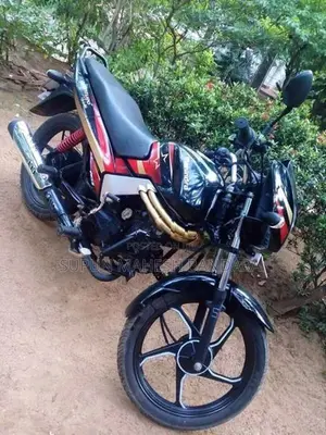 Mahindra Centuro 2017