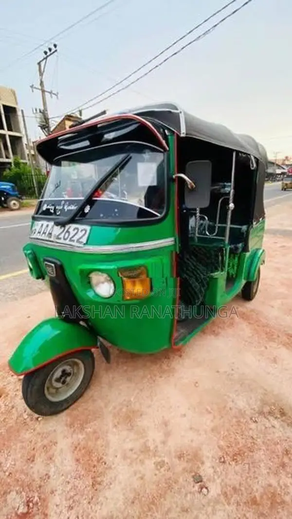 Bajaj RE 4 Stroke 2012