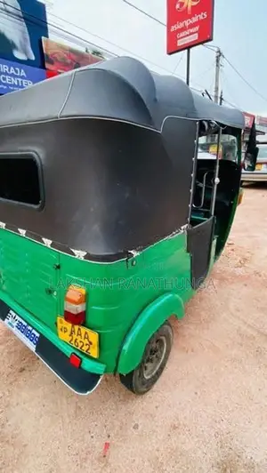 Bajaj RE 4 Stroke 2012
