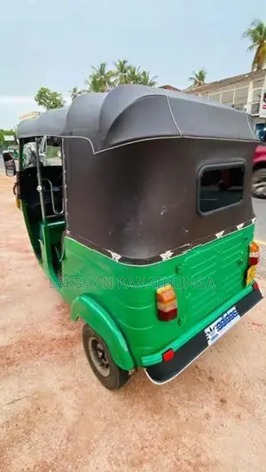Bajaj RE 4 Stroke 2012