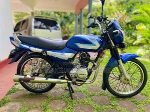 Bajaj CT100 2005