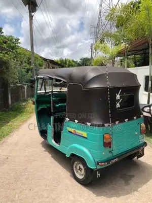 Bajaj RE Three Wheel 2003