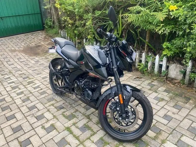Bajaj Pulsar N160 2025