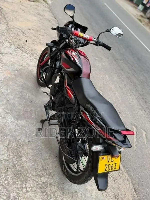 Bajaj Discover 2010
