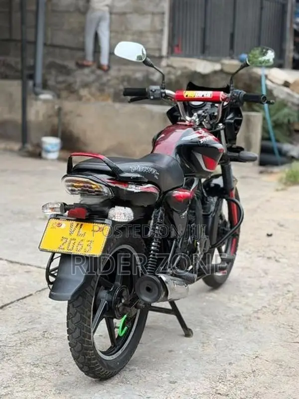 Bajaj Discover 2010