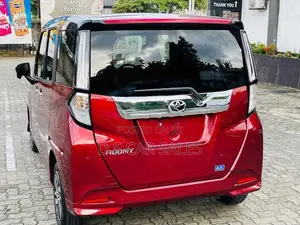 Toyota Roomy Custom G Red II Tone 2025