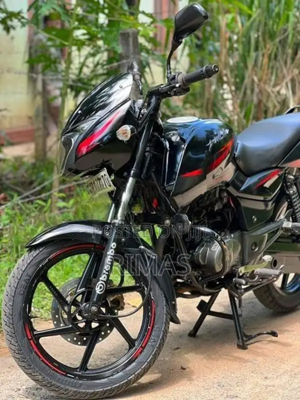 Bajaj Pulsar 150 2017