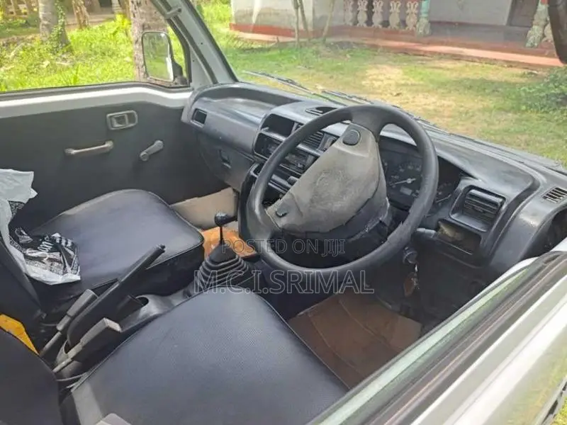 Daihatsu Hijet 2005