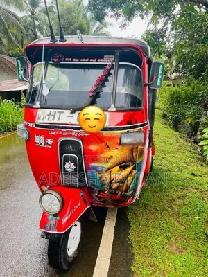 Bajaj RE 2003