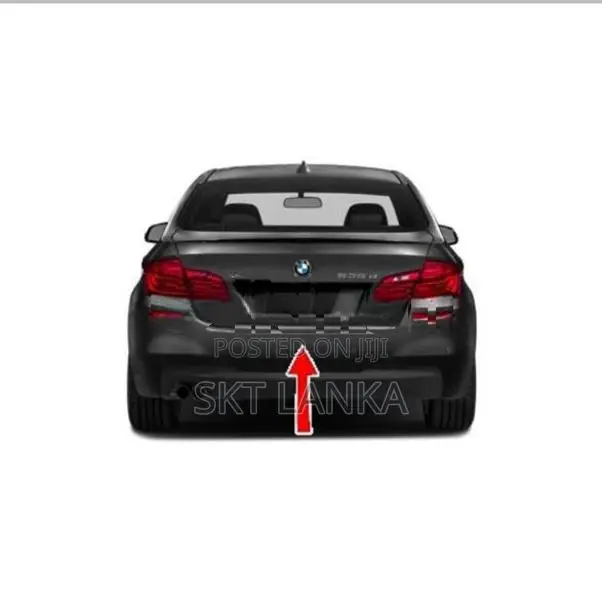 Genuine BMW 520d F10 2015 M Sport Rear Bumper Upper Bracket