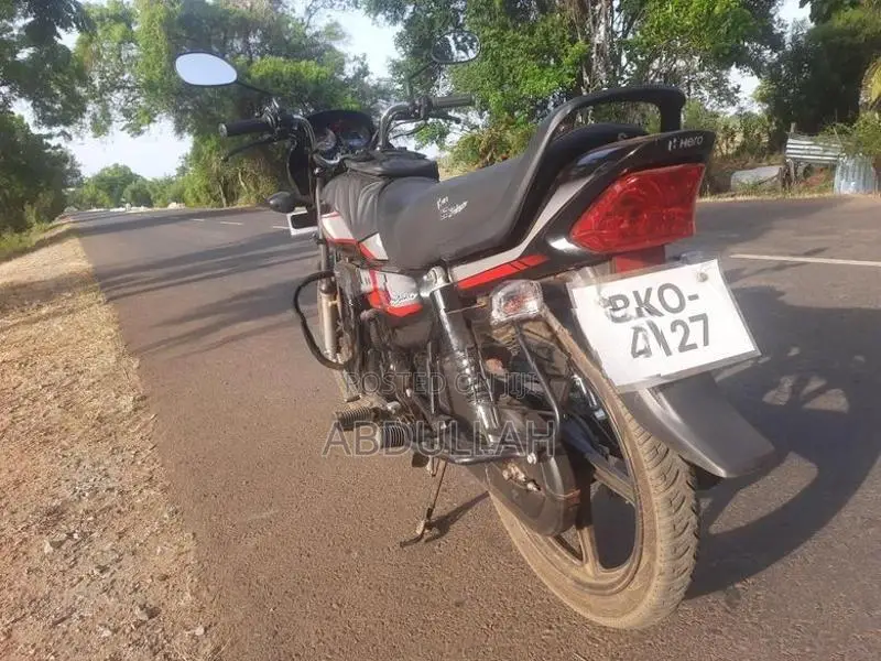 Hero HF Deluxe 2025