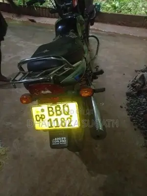 Bajaj CT100 2014