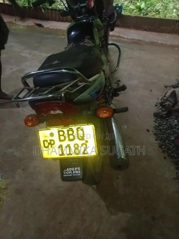 Bajaj CT100 2014