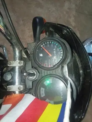 Bajaj CT100 2014