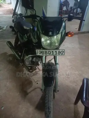 Bajaj CT100 2014