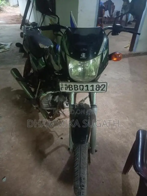 Bajaj CT100 2014