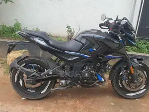 Bajaj Pulsar N160 Standard 2026