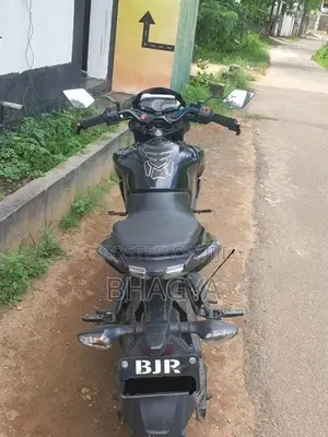 Bajaj Pulsar N160 Standard 2026