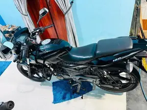 Bajaj Pulsar 180 Black 2016