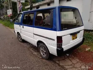 Nissan Vanette 1993